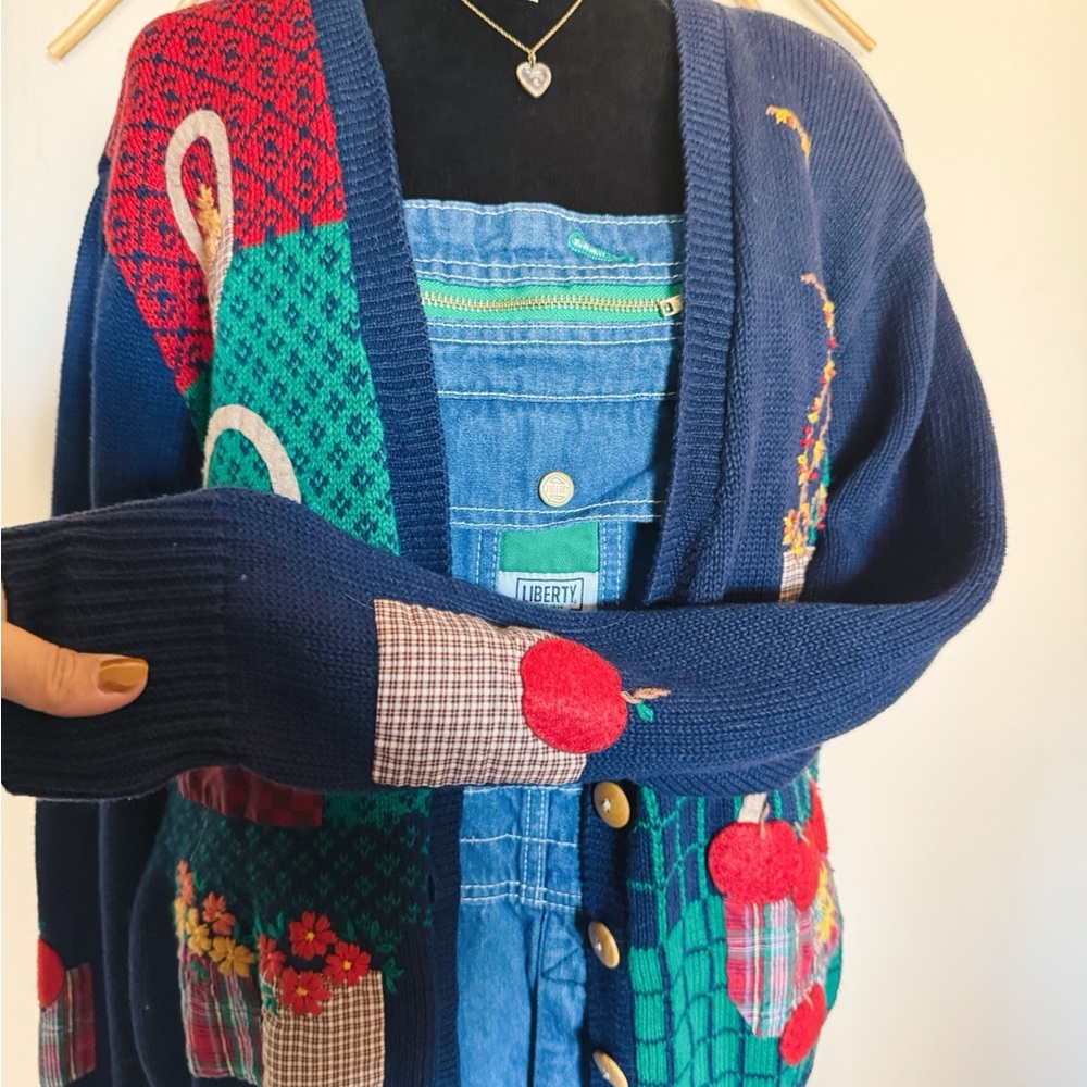 Vintage Apple Knit Cardigan - Picture 4 of 8